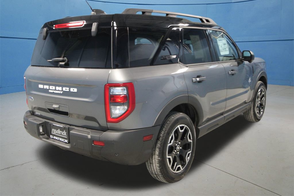 Used 2025 Ford Bronco Sport Outer Banks w/ Outer Banks Tech Package+ AWD/4WD image 31