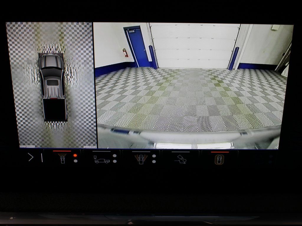 Used 2024 GMC Sierra 1500 Denali w/ Denali Reserve Package AWD/4WD image 16