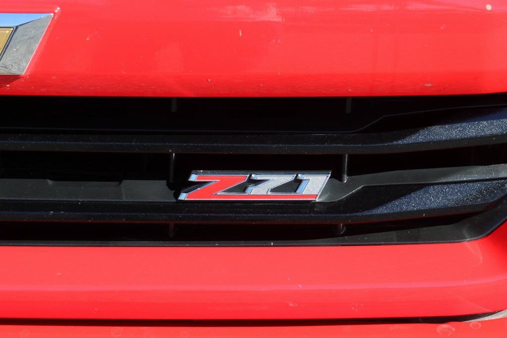 Used 2018 Chevrolet Silverado 1500 LT w/ Texas Edition AWD/4WD image 48