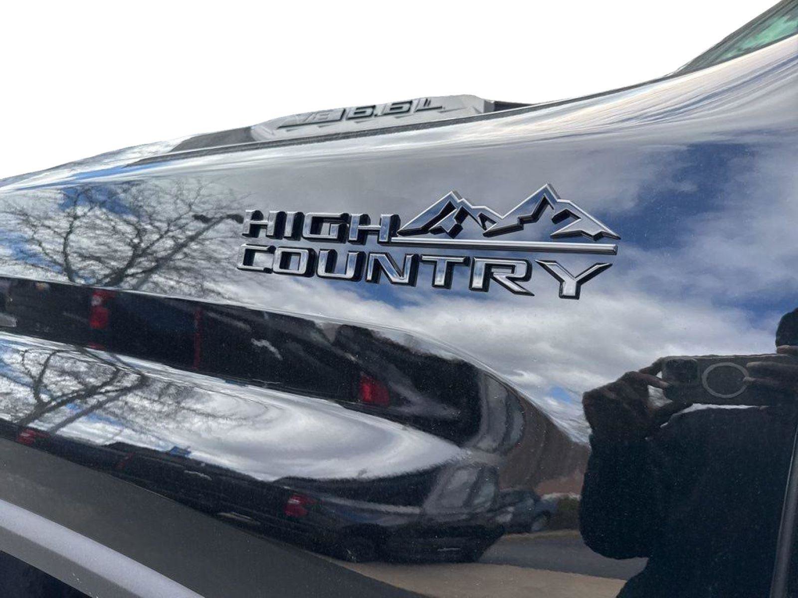 New 2026 Chevrolet Silverado 2500 High Country w/ High Country Premium Package AWD/4WD image 5