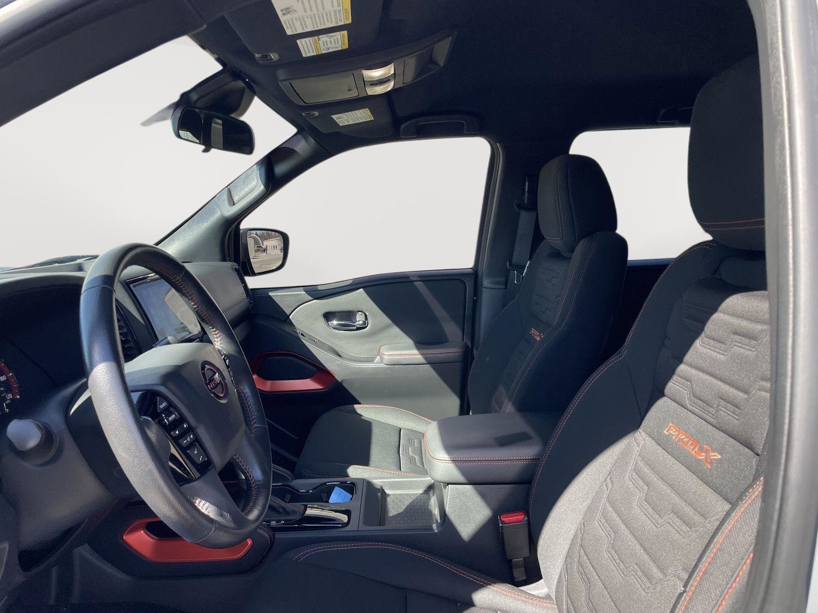 Used 2024 Nissan Frontier Pro-X w/ Technology Package image 15