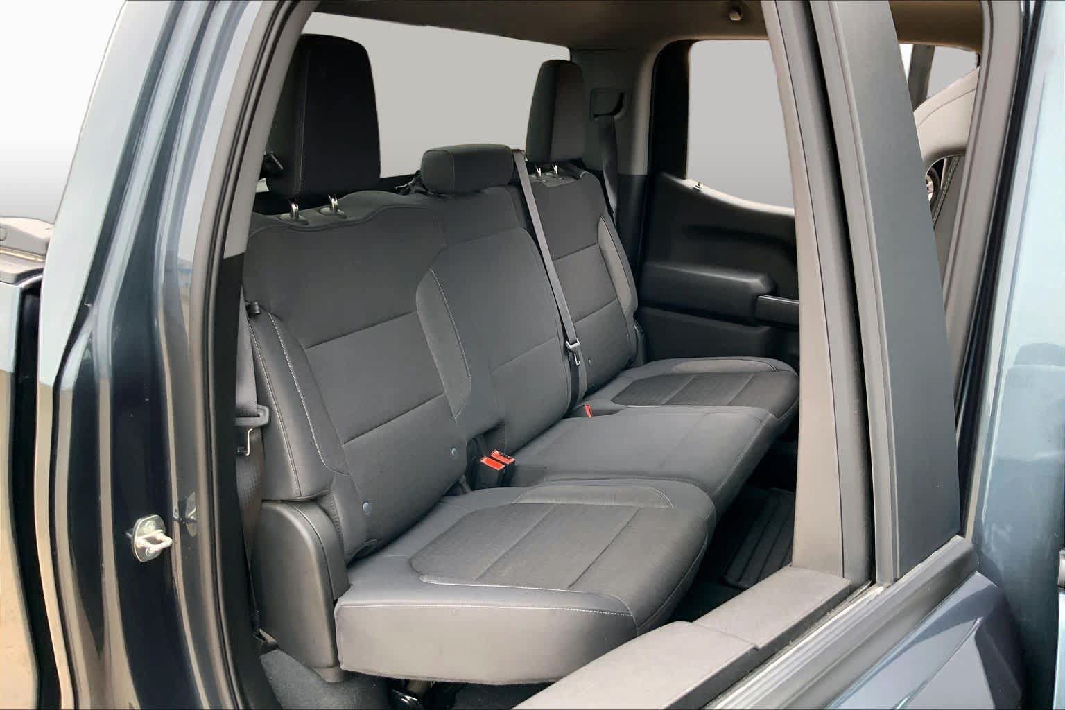 Used 2019 Chevrolet Silverado 1500 LT w/ Texas Edition AWD/4WD image 18