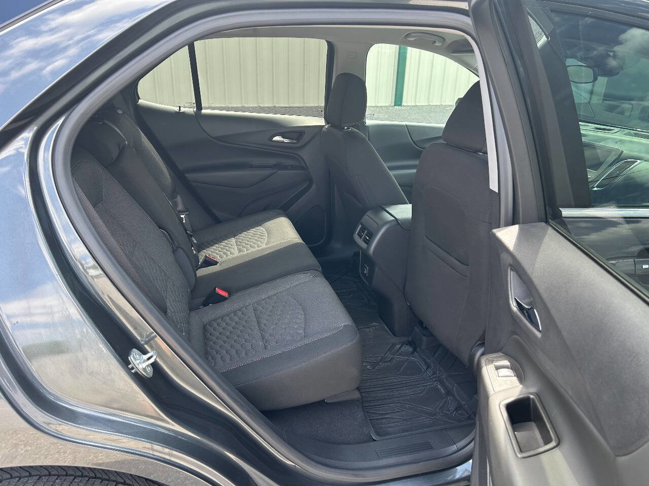 Used 2021 Chevrolet Equinox LT AWD/4WD image 14