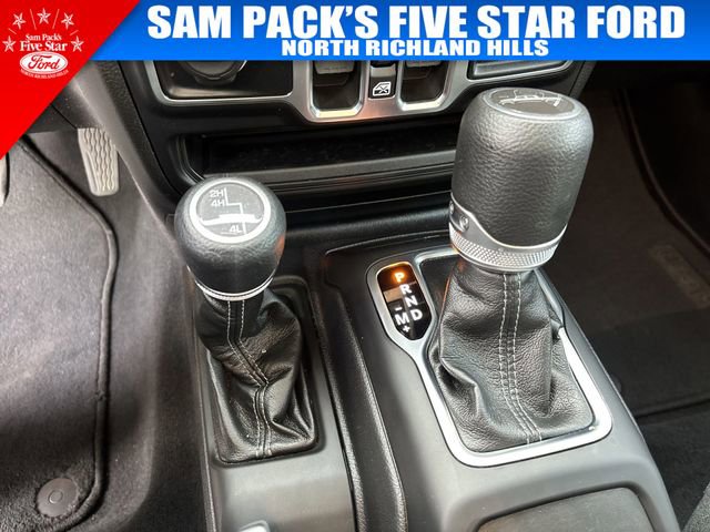 Used 2025 Jeep Gladiator Sport AWD/4WD image 28