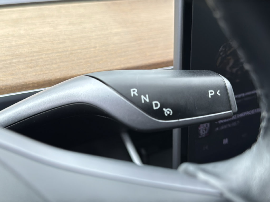 Used 2017 Tesla Model 3 Long Range RWD image 28