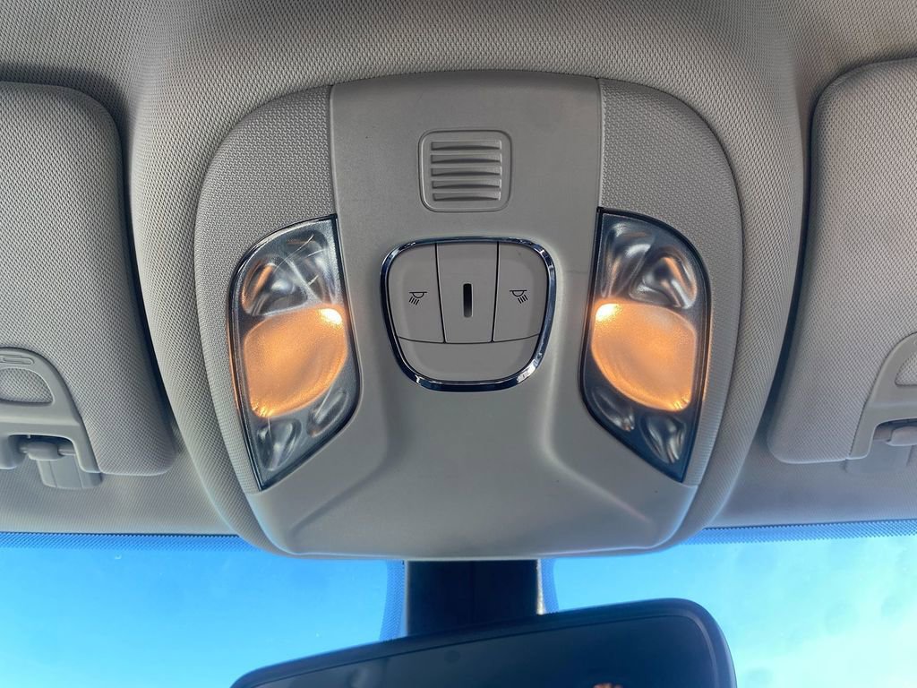 Used 2019 Jeep Compass Latitude w/ Popular Equipment Group image 21