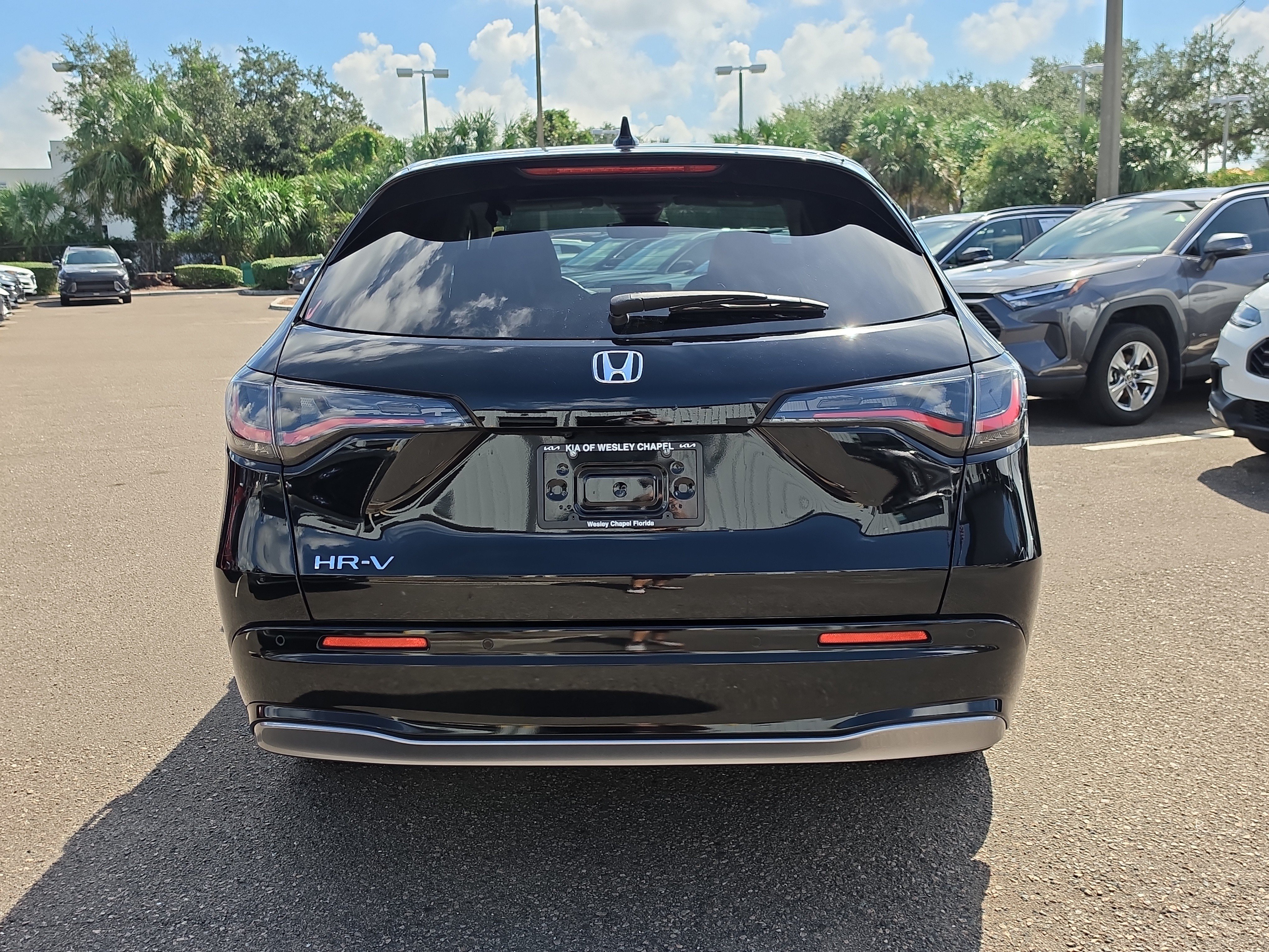 Used 2024 Honda HR-V EX-L image 7