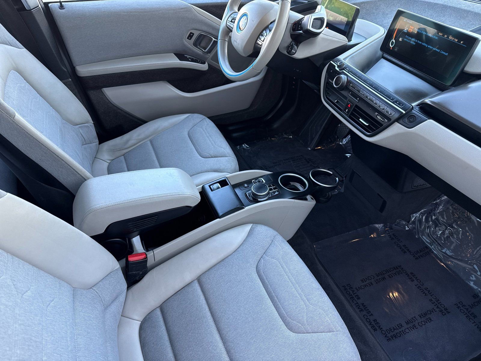 Used 2017 BMW i3 94Ah w/Range Extender image 15