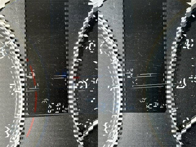 Used 2025 Nissan Versa S w/ Trunk Package image 15