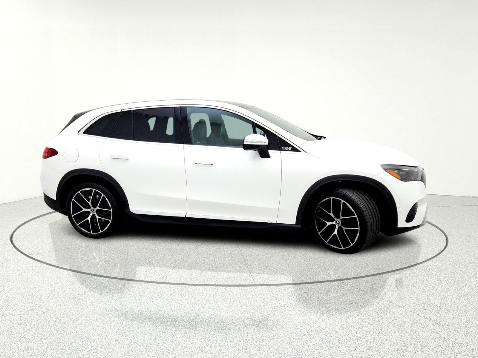 Used 2023 Mercedes-Benz EQE 350+ 4MATIC SUV image 12