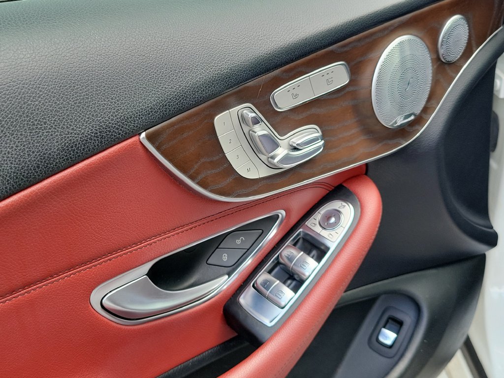 Used 2018 Mercedes-Benz C 300 Cabriolet image 12