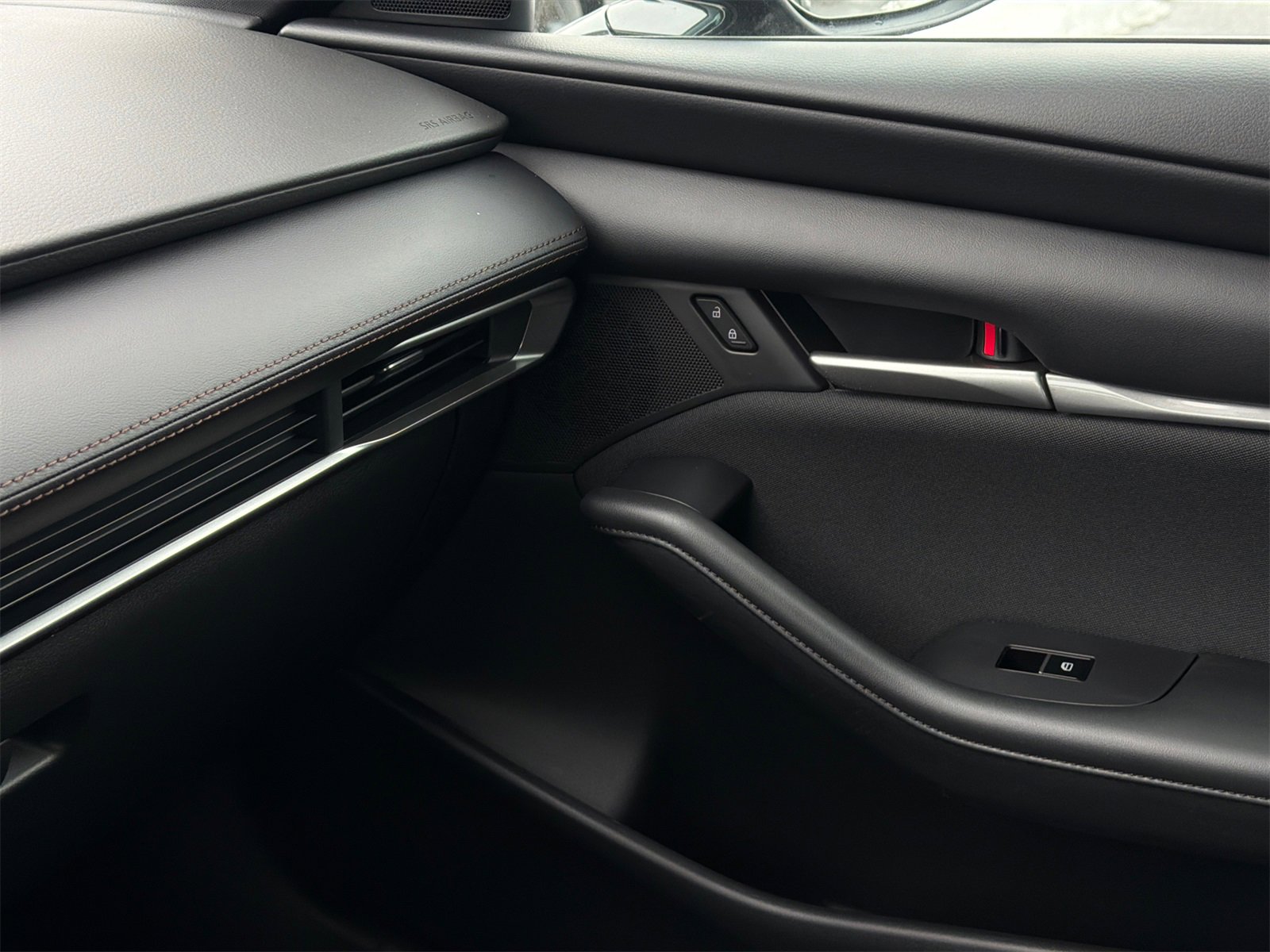 New 2026 MAZDA MAZDA3 s image 27