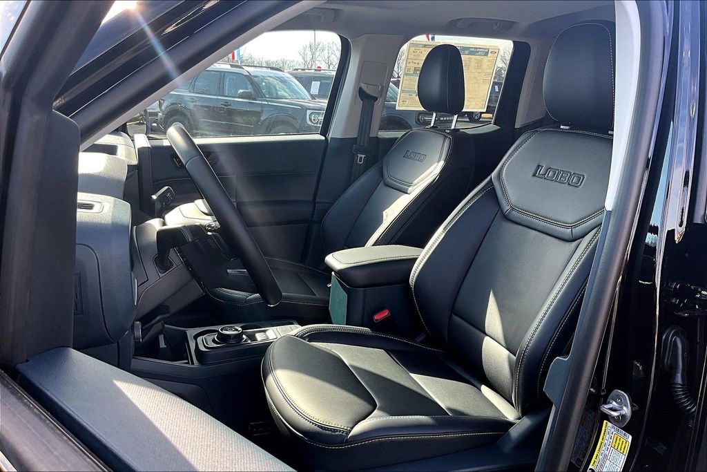 New 2026 Ford Maverick Lobo image 9