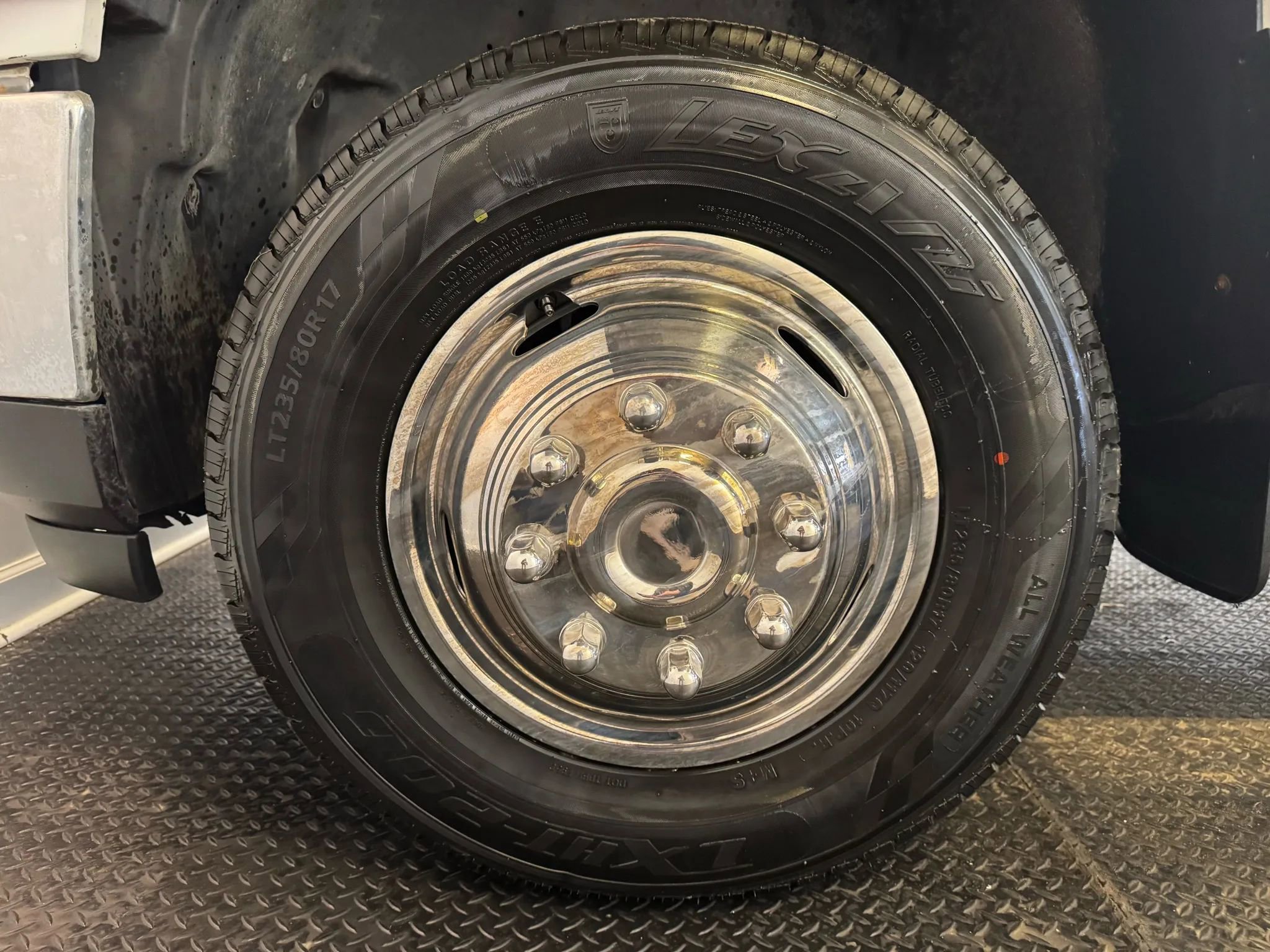 Used 2011 GMC Sierra 3500 SLE w/ SLE Preferred Package image 34