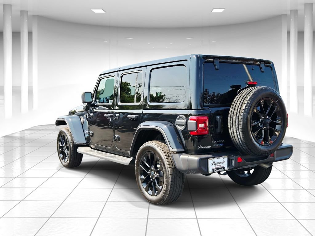 Certified 2025 Jeep Wrangler Unlimited Sahara AWD/4WD image 5