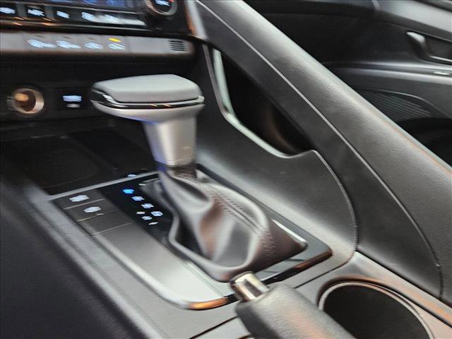 Certified 2025 Hyundai Elantra Sport FWD image 12