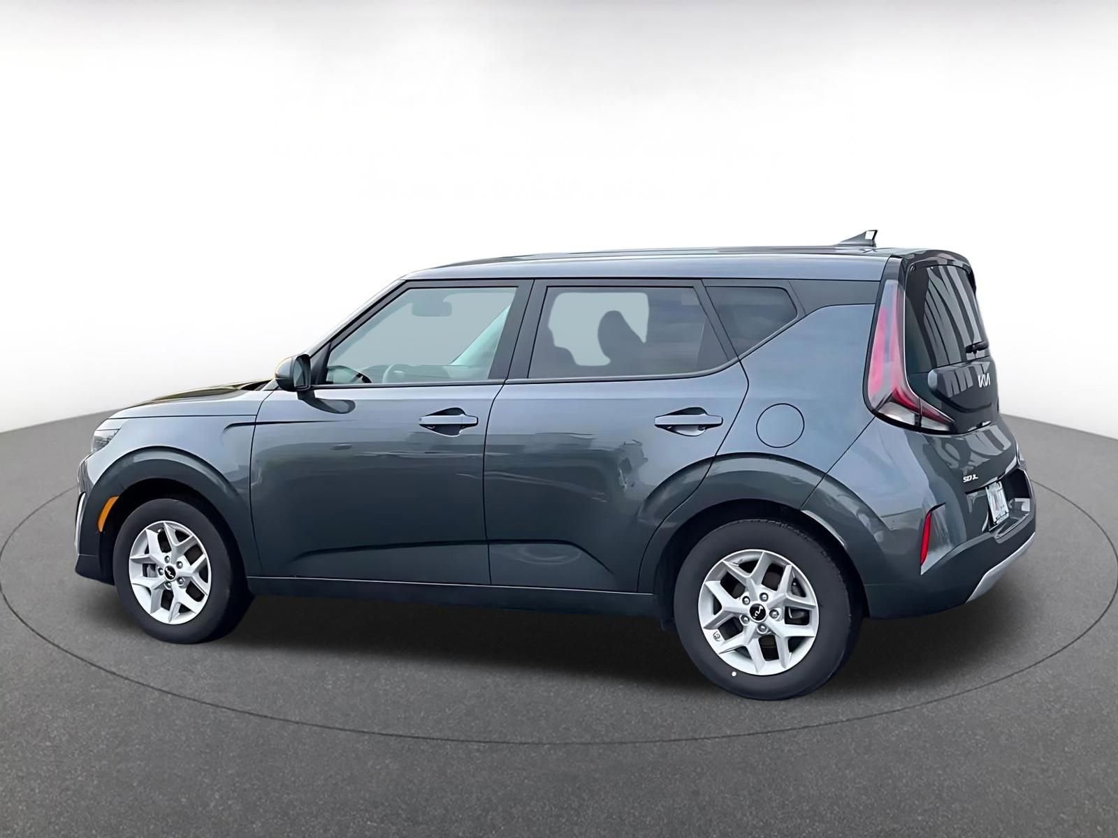 Used 2025 Kia Soul LX w/ LX Technology Package image 10