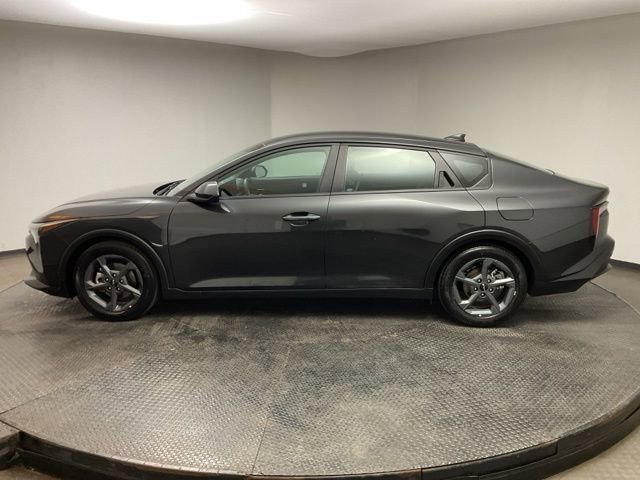 Used 2025 Kia K4 LXS image 4