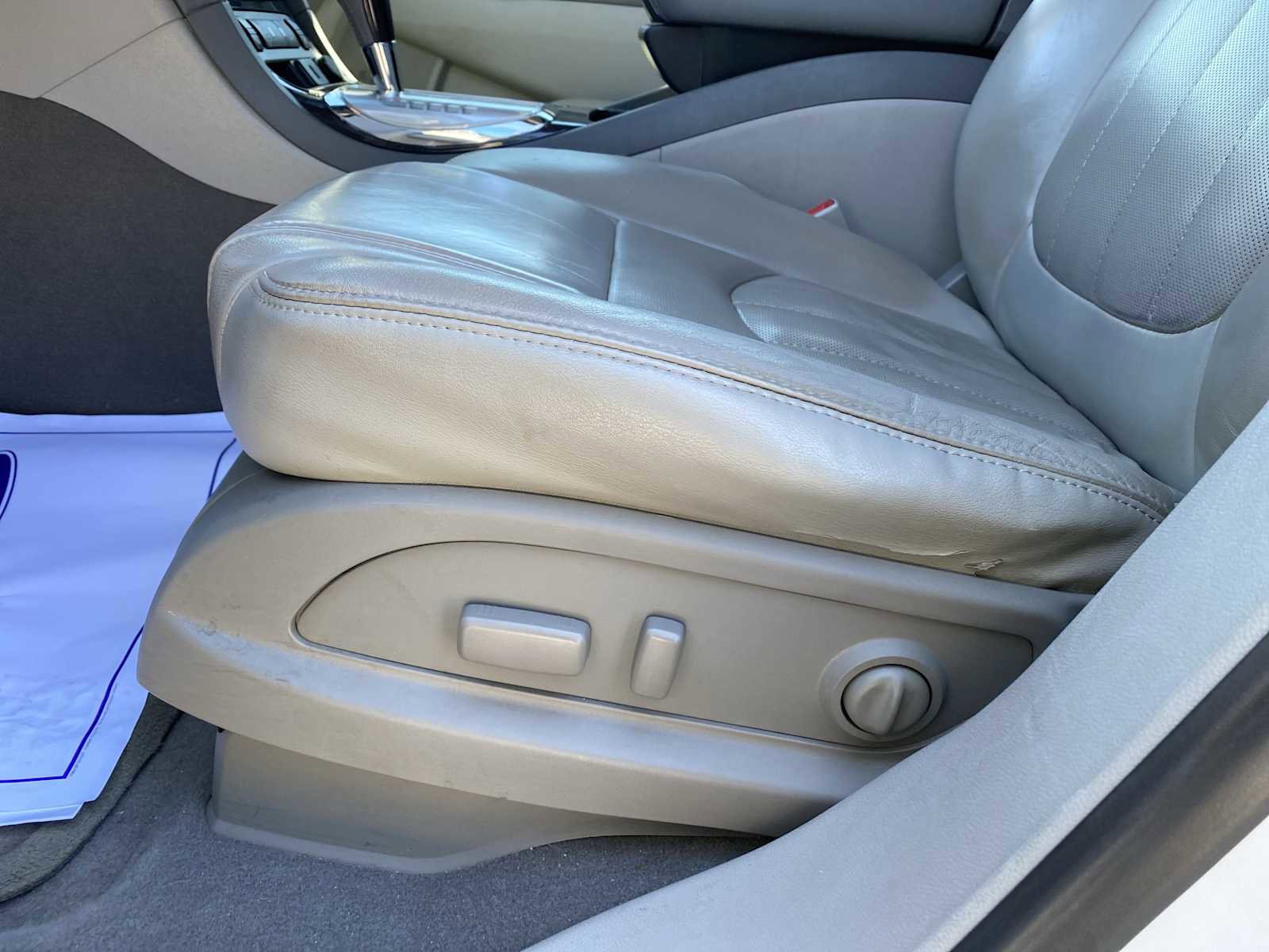 Used 2017 Buick Enclave Leather image 26