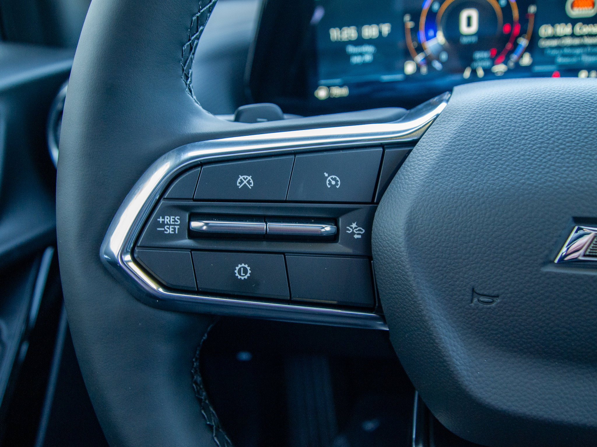 New 2027 Chevrolet Equinox LT w/ Convenience Package II FWD image 22