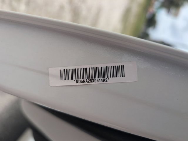 Used 2025 Nissan Altima 2.5 SV FWD image 35
