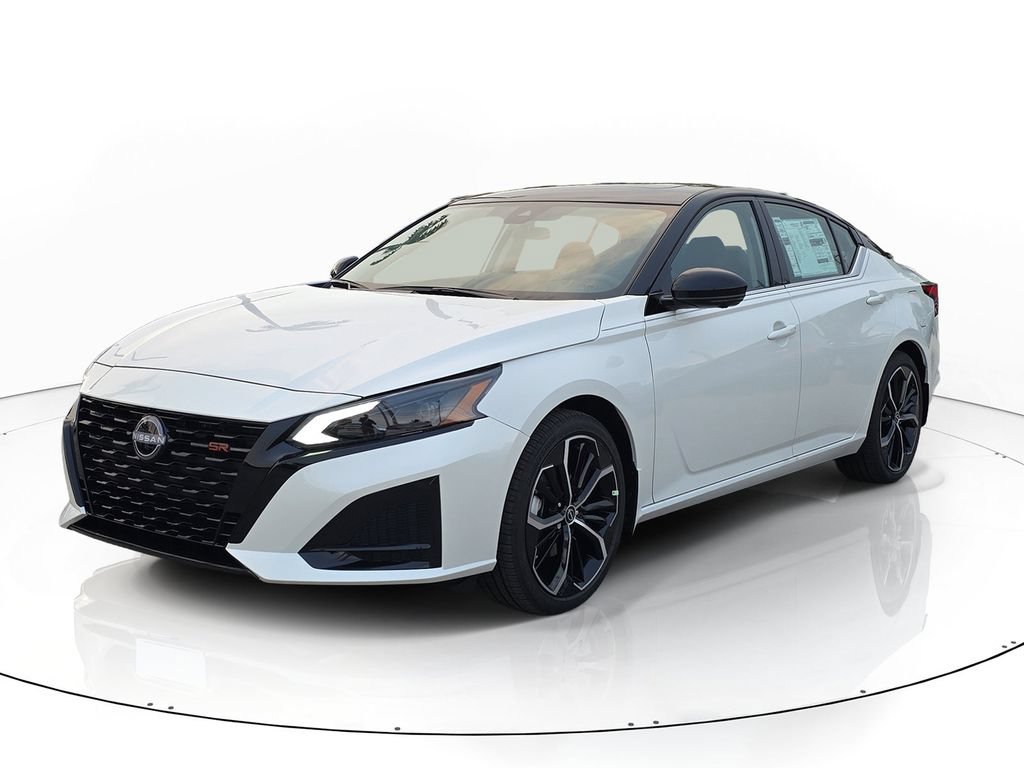 New 2026 Nissan Altima 2.5 SR FWD image 3