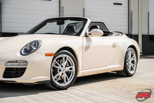 Used 2009 Porsche 911 Carrera RWD image 39