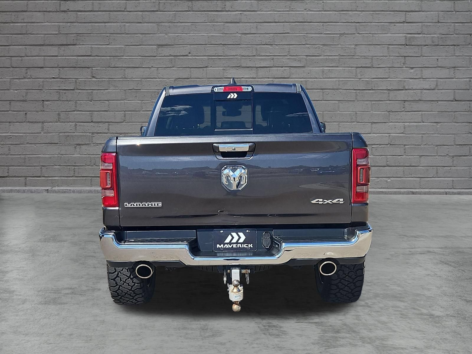 Used 2019 RAM 1500 Laramie w/ Off Road Group AWD/4WD image 5
