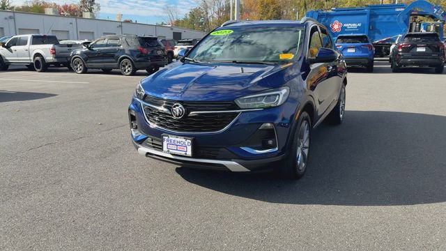 Used 2023 Buick Encore GX Essence w/ Experience Buick Package image 4