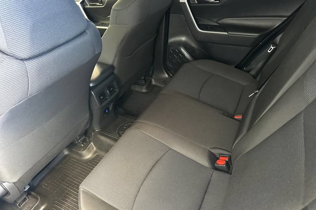 Certified 2025 Toyota RAV4 LE AWD/4WD image 16