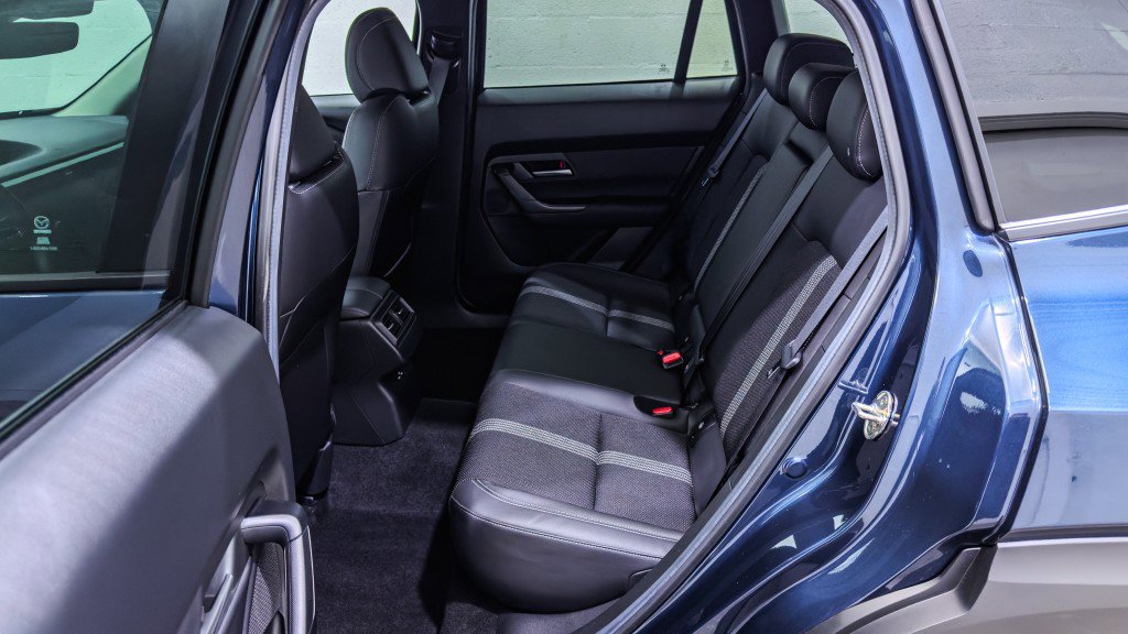 Used 2024 MAZDA CX-50 AWD 2.5 S w/ Weather Package image 15