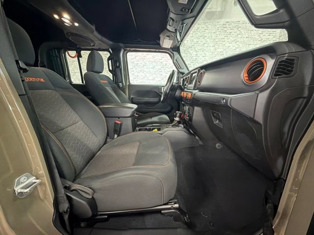 Used 2020 Jeep Gladiator Mojave AWD/4WD image 11
