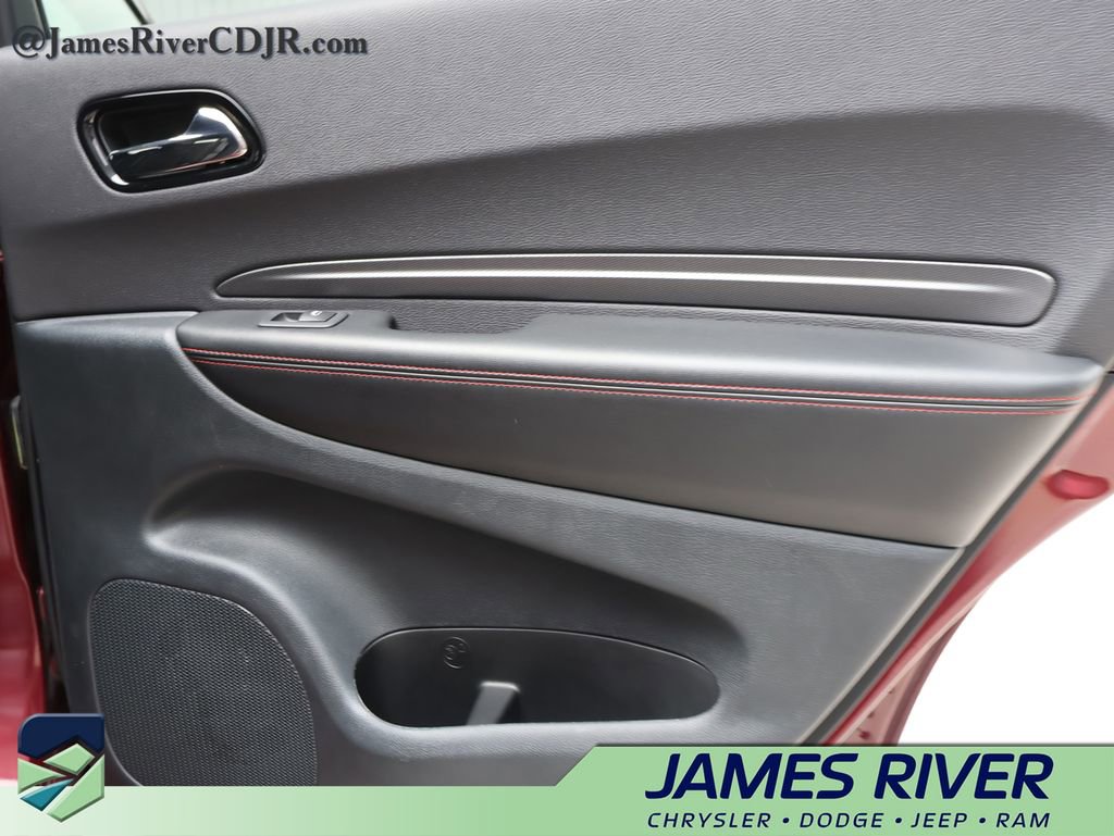 Used 2025 Dodge Durango GT image 11