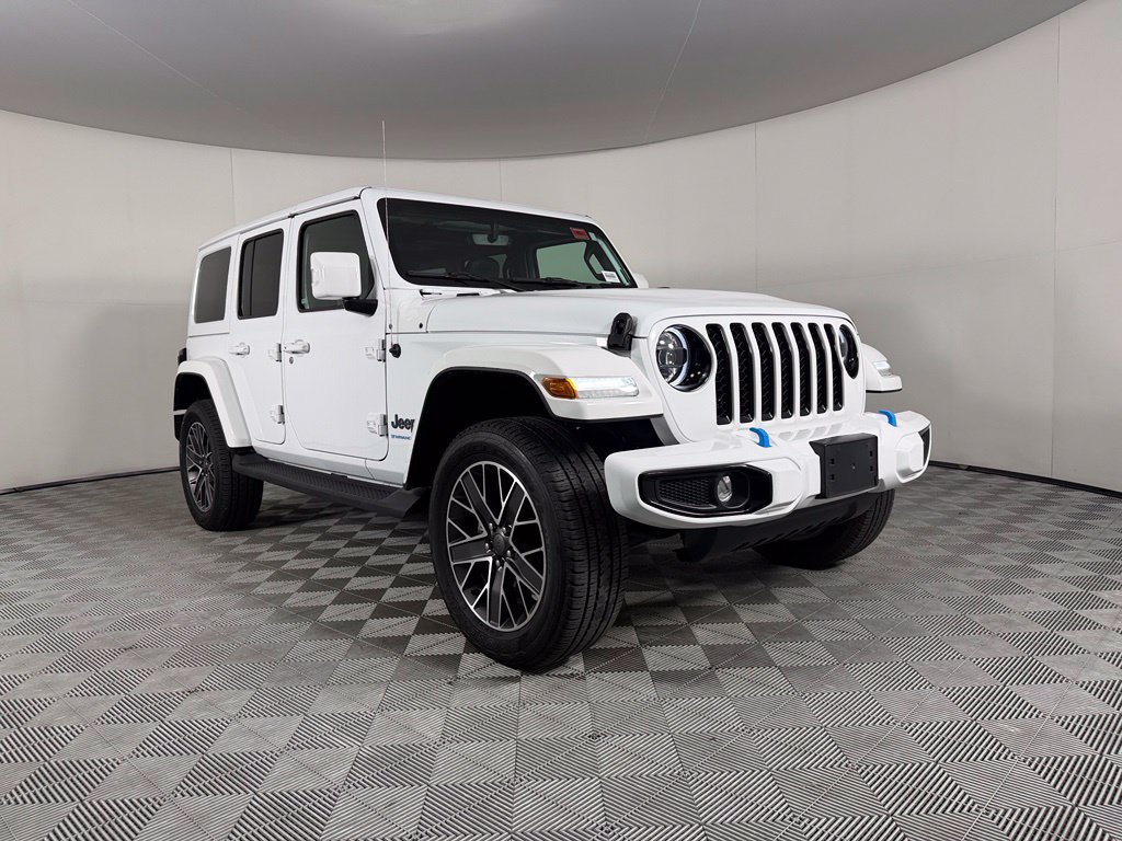 Certified 2023 Jeep Wrangler Unlimited Sahara AWD/4WD image 5