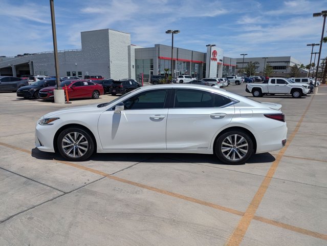 Used 2020 Lexus ES 300h FWD image 9