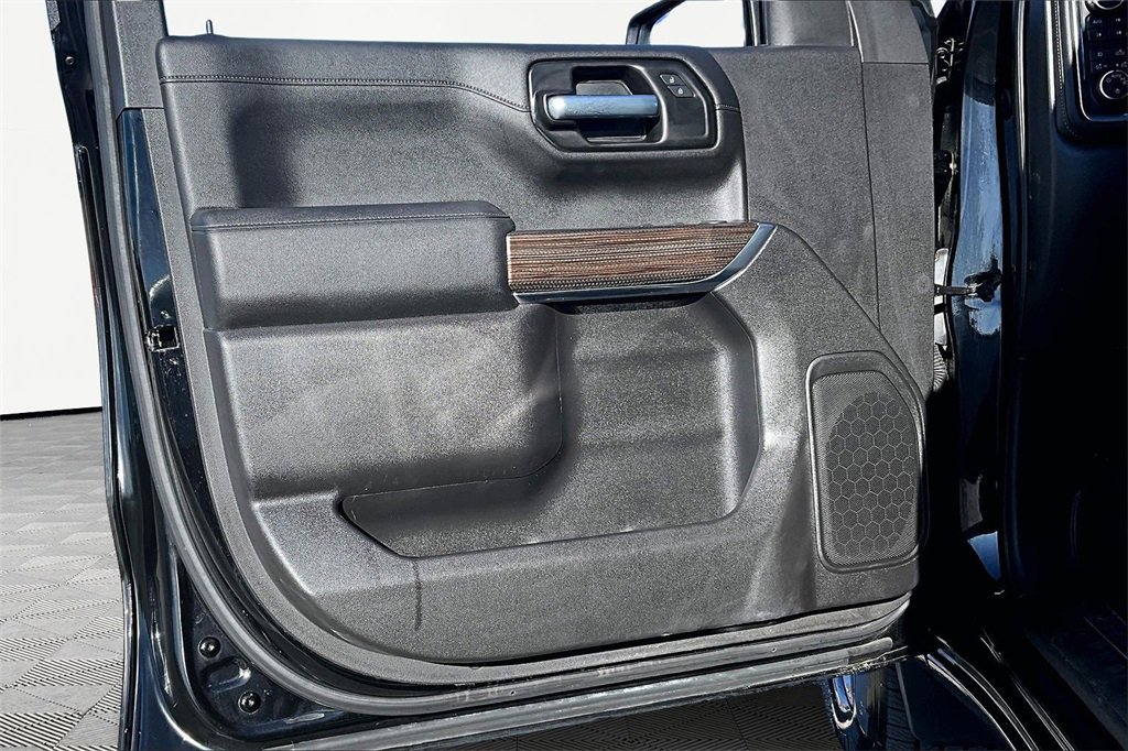 Used 2021 Chevrolet Silverado 1500 RST w/ Z71 Off-Road Package image 24