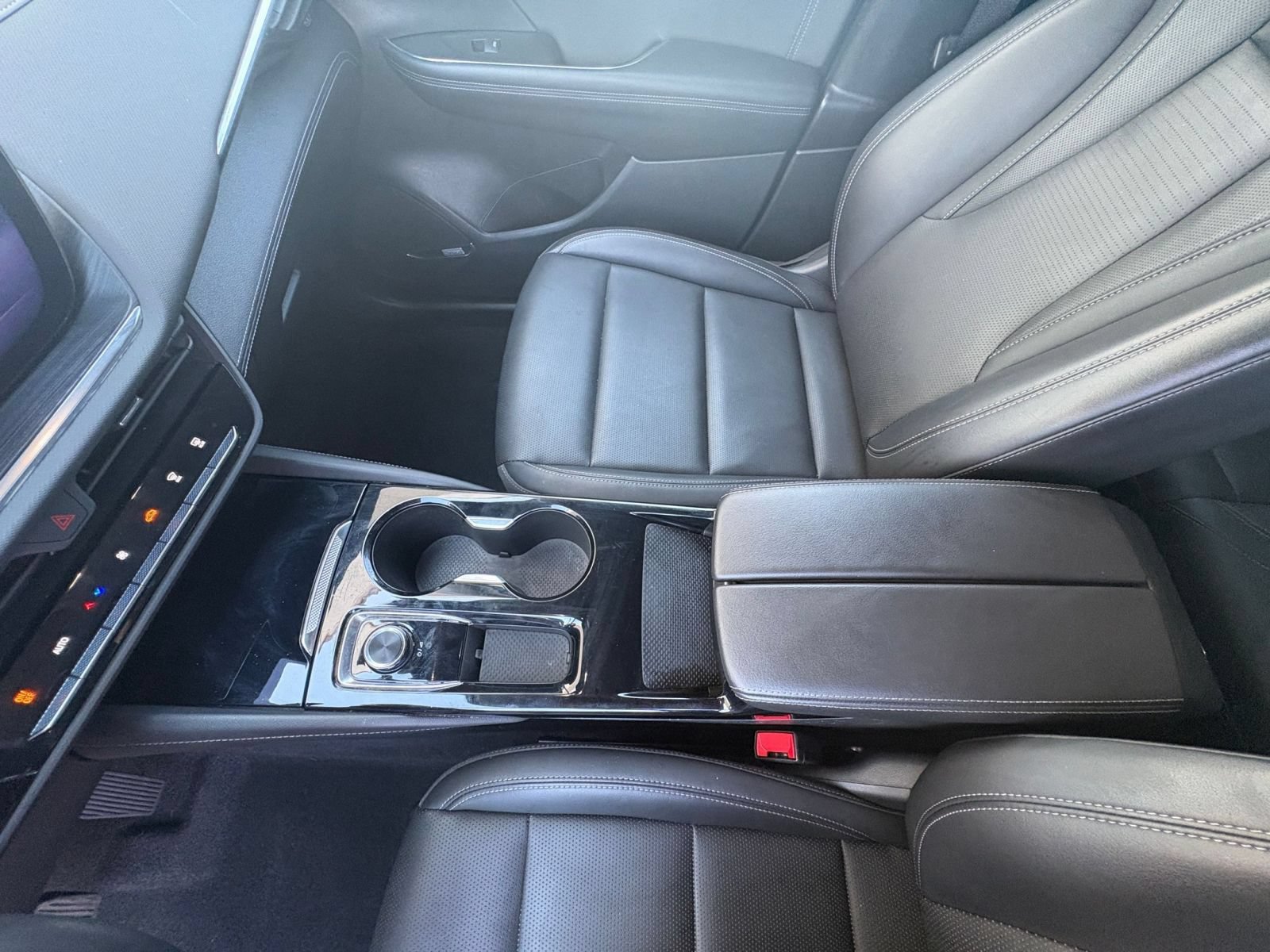 Used 2024 Buick Envision Preferred AWD/4WD image 41