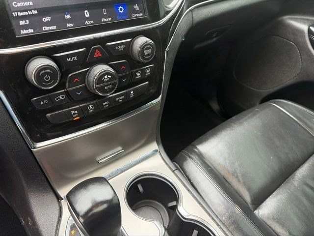 Used 2021 Jeep Grand Cherokee Limited w/ Premium Lighting Group AWD/4WD image 23