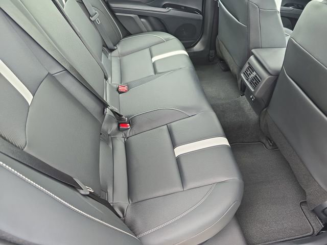 Used 2026 Toyota Camry SE w/ Convenience Package FWD image 12