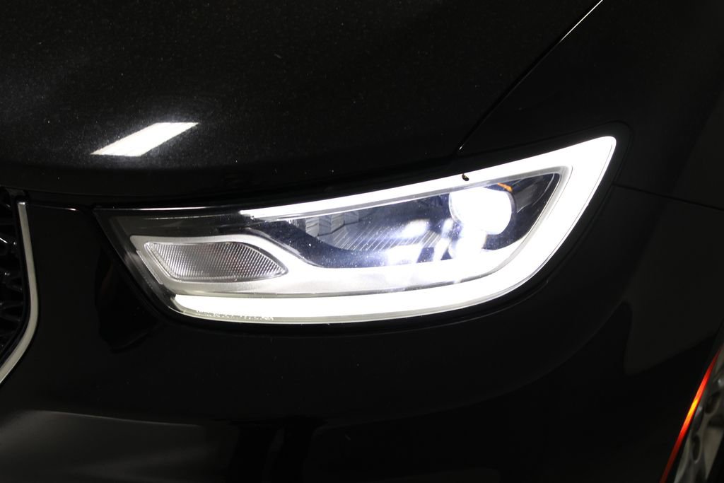 Used 2024 Chrysler Pacifica Touring-L image 53