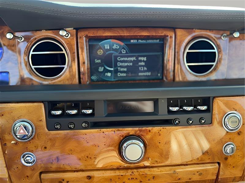 Used 2006 Rolls-Royce Phantom Sedan RWD image 67