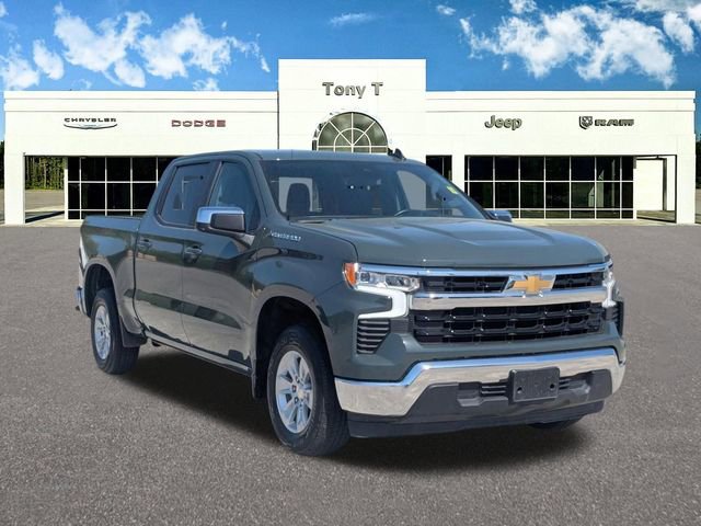 Used 2025 Chevrolet Silverado 1500 LT image 1