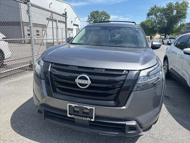 Used 2023 Nissan Pathfinder SV w/ SV Premium Package AWD/4WD video 2