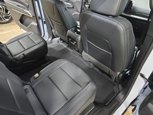 New 2026 Chevrolet Traverse LT w/ Midnight/Sport Edition image 12