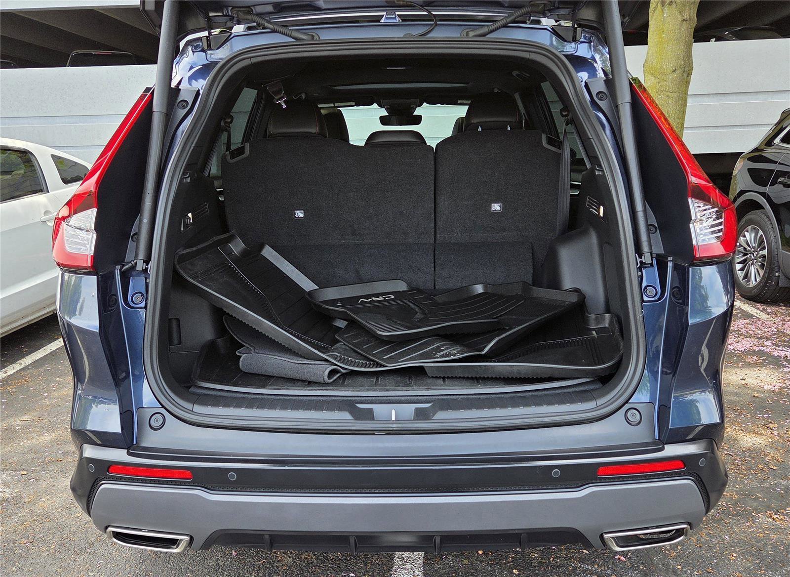 Used 2025 Honda CR-V Sport Touring image 5