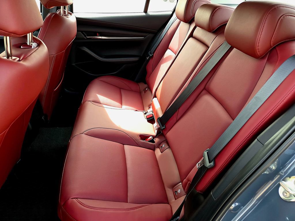 New 2026 MAZDA MAZDA3 Carbon image 18