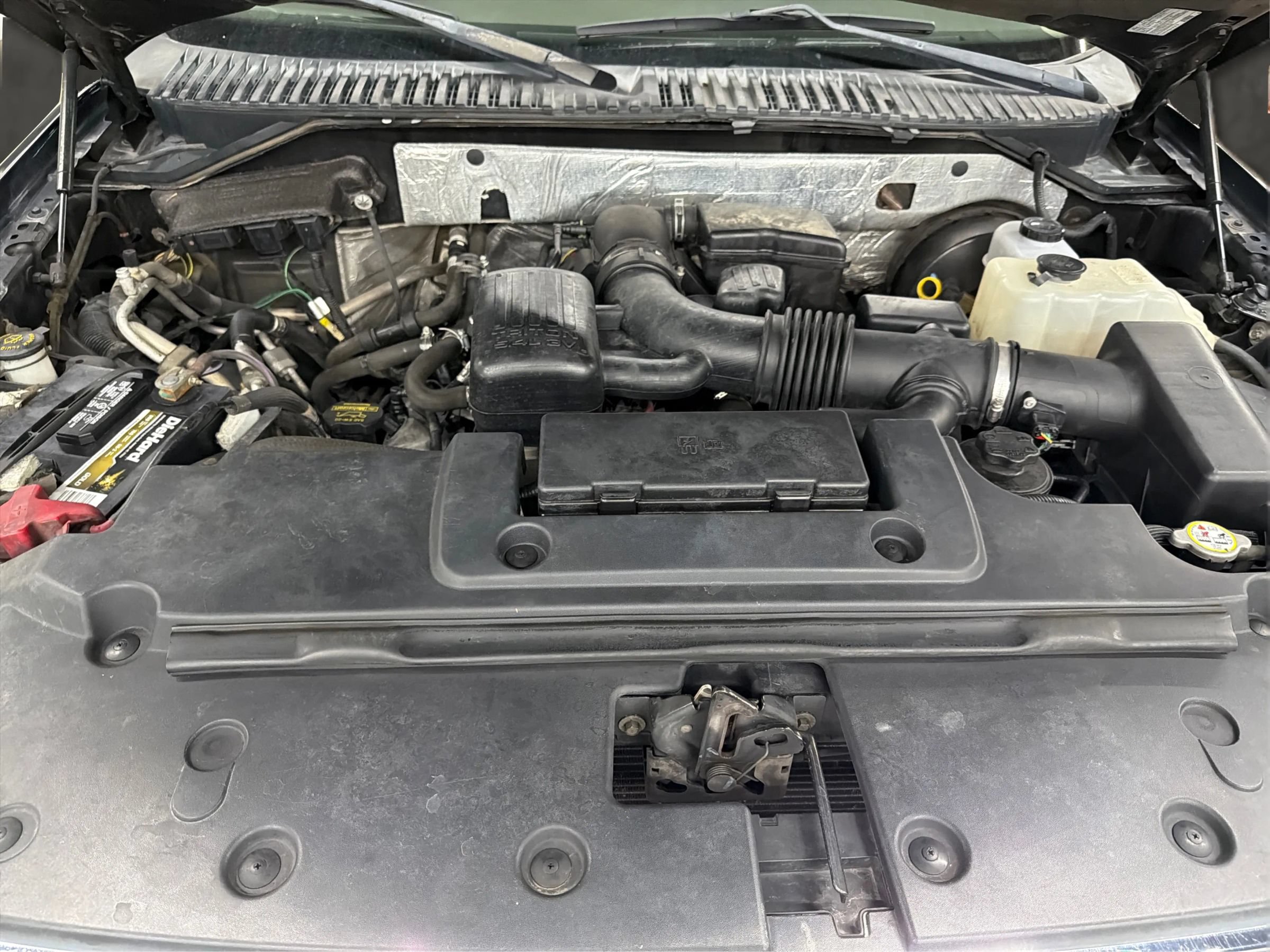Used 2012 Ford Expedition XLT RWD image 9