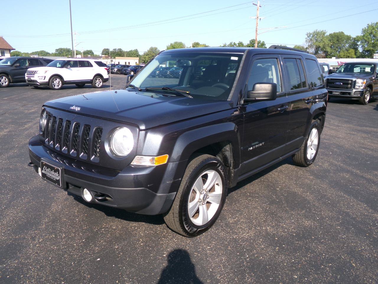 Used 2015 Jeep Patriot Latitude w/ All Weather Capability Group AWD/4WD image 5