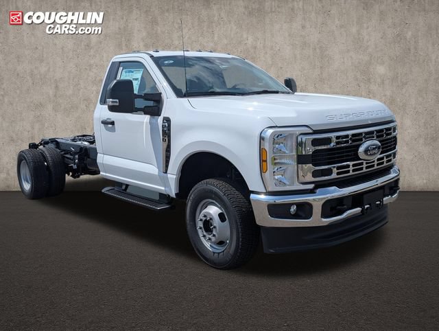 New 2026 Ford F350 XL w/ XL Chrome Package AWD/4WD image 1