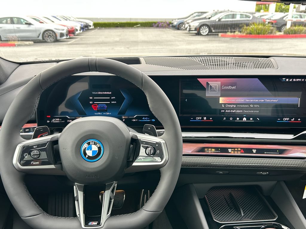 New 2027 BMW 550e xDrive w/ Executive Package AWD/4WD image 17